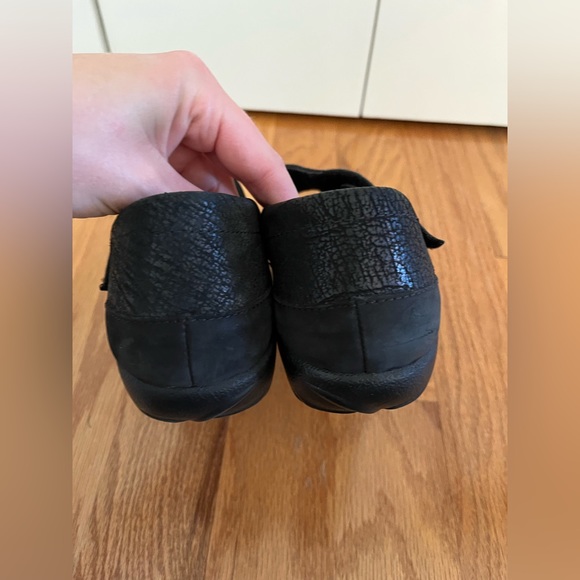 NAOT. Black Suede Mary Janes. Size Euro 42/US 11. - Picture 7 of 10